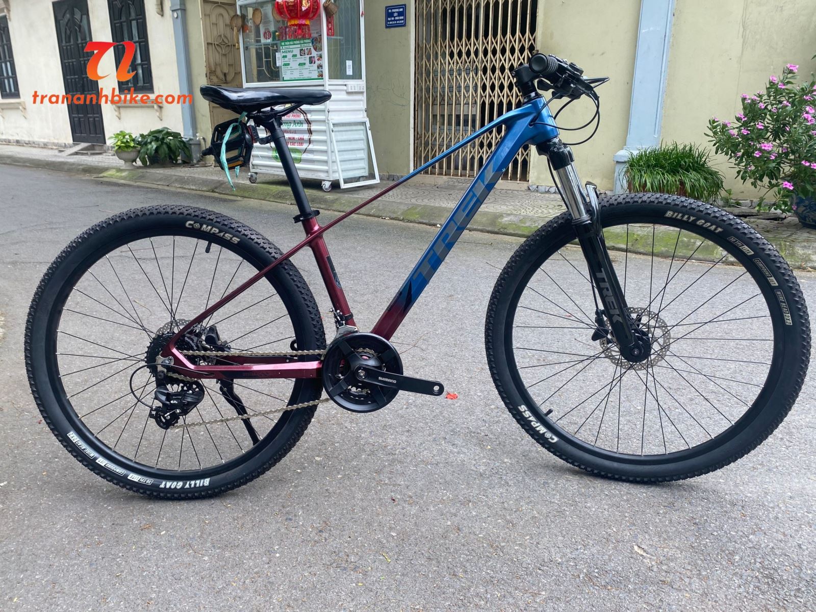 Xe TREK 27.5 Nhôm Phanh đĩa, đề Shimano Altus 3x8 - Đỏ Đun. - 27.5 inch (chiếc)