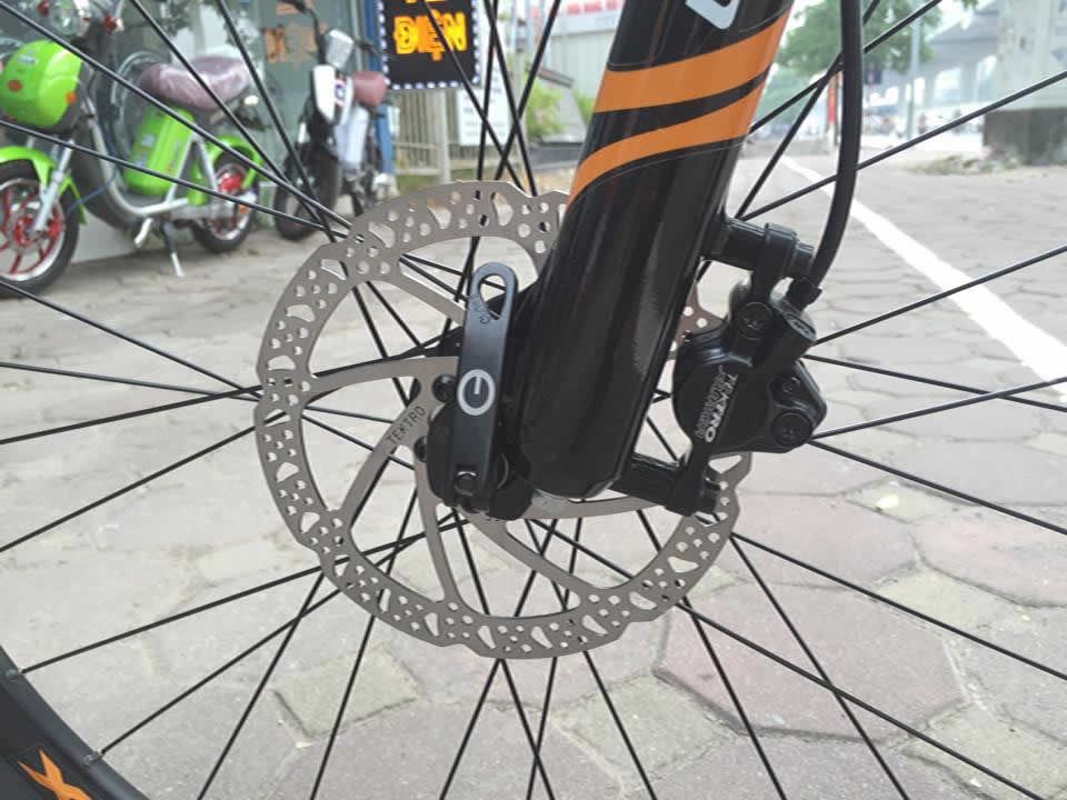 Kinh nghiệm hay đạp xe đạp an toàn cần phải ghi nhớ - Ảnh 1